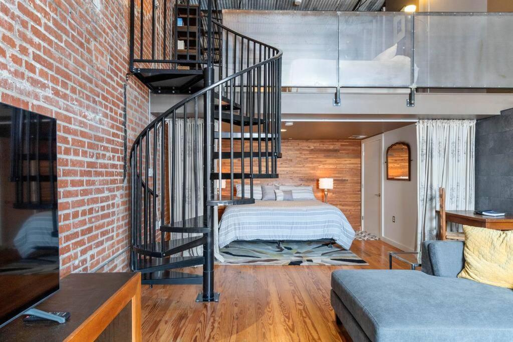 Cajun Stays-Buchanan Loft #4 Lafayette Exterior photo