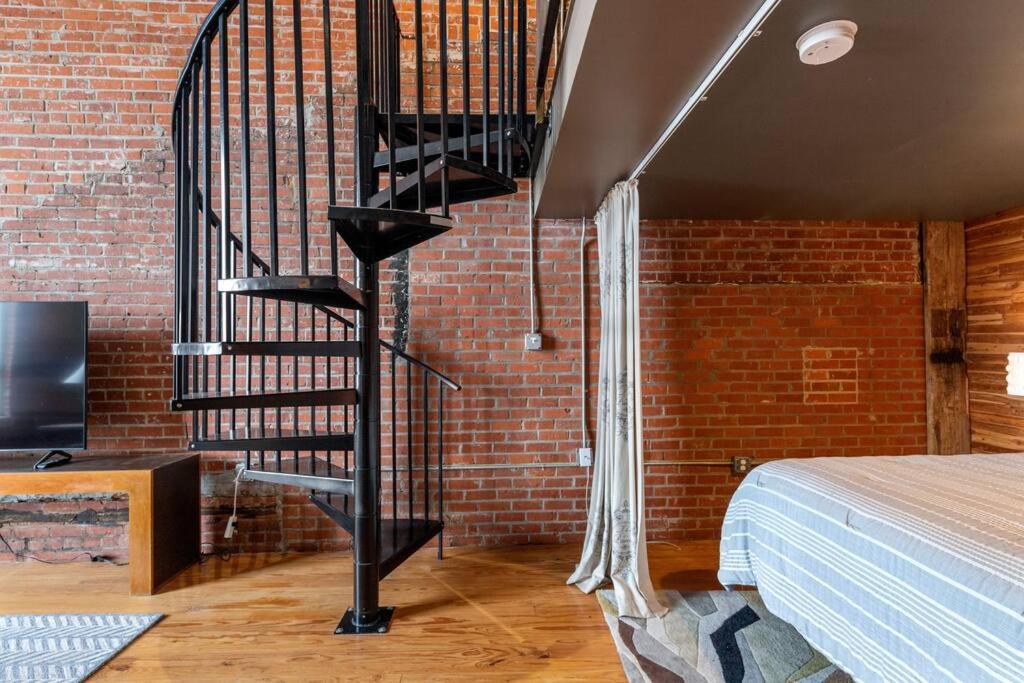 Cajun Stays-Buchanan Loft #4 Lafayette Exterior photo